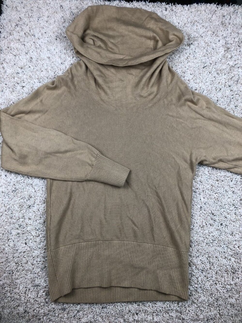 Lauren Ralph Lauren Women’s Small Brown Tan Beige Sweater With Long Neck